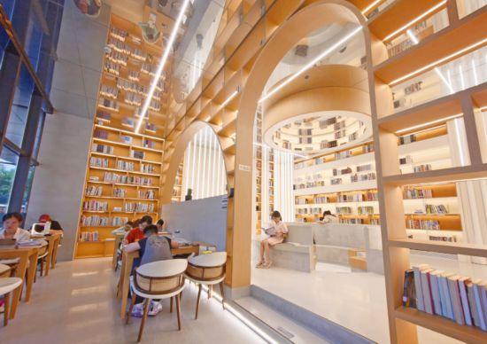 城市书房:喧嚣都市里的精神栖息地