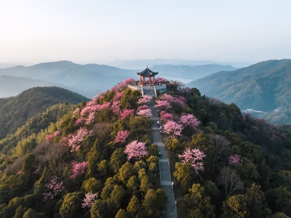 梅岭最高处有什么景点