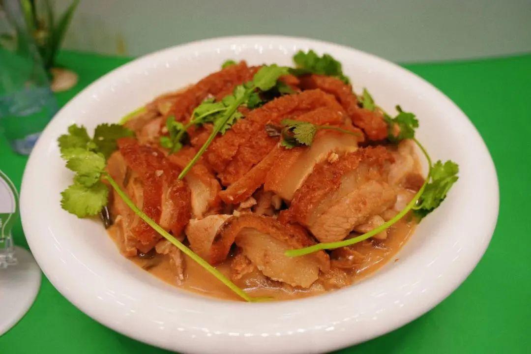 预制菜：舌尖上的效率与味道的博弈