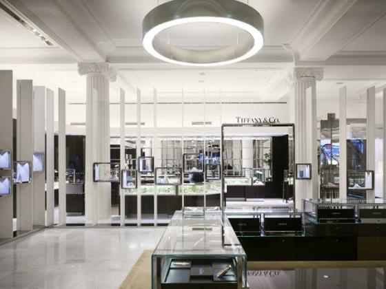 百货棱镜里的时光褶皱