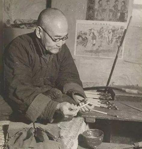 指尖上的传承：传统技艺在时代浪潮中的坚守与突围