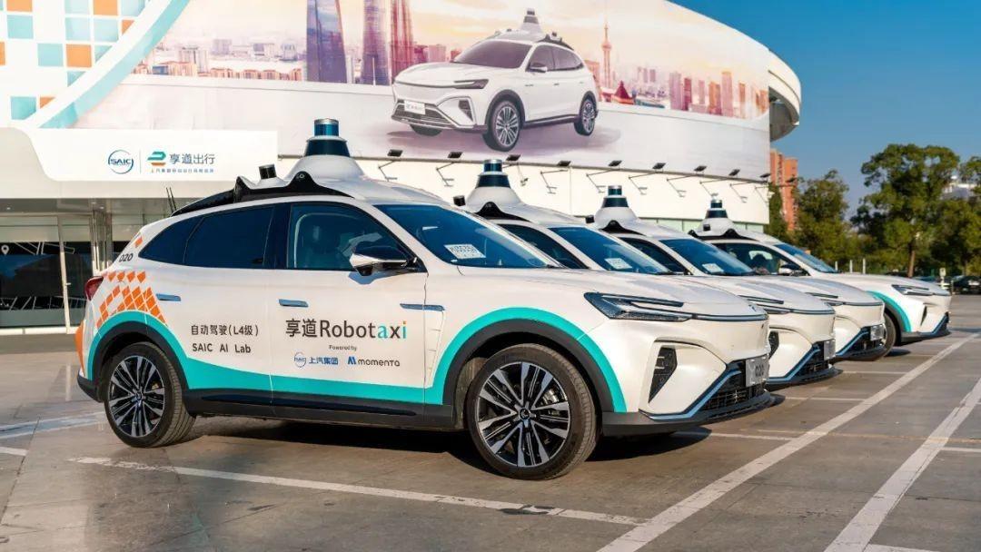 方向盘后的隐形手：自动驾驶正在悄悄改变我们的出行