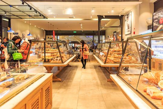 那些藏在面粉里的时光与热爱