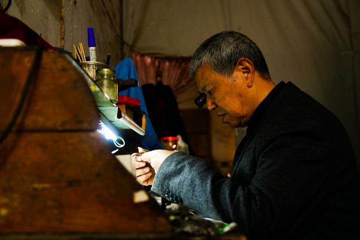 那些藏在时光褶皱里的广告故事