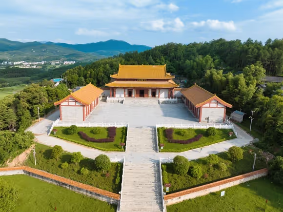 查看兴国哪里好玩